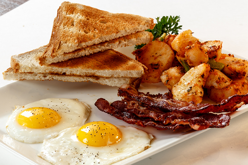 eggs, bacon, homefries and toast
